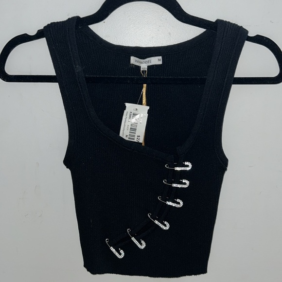 BRAND NEW WITH TAGS 
Black stretch knit top with safety pin detail - Picture 3 of 4